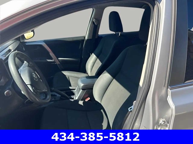 Vehicle image 8 of 16