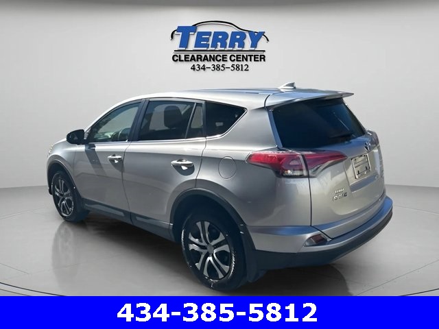 Vehicle image 6 of 16