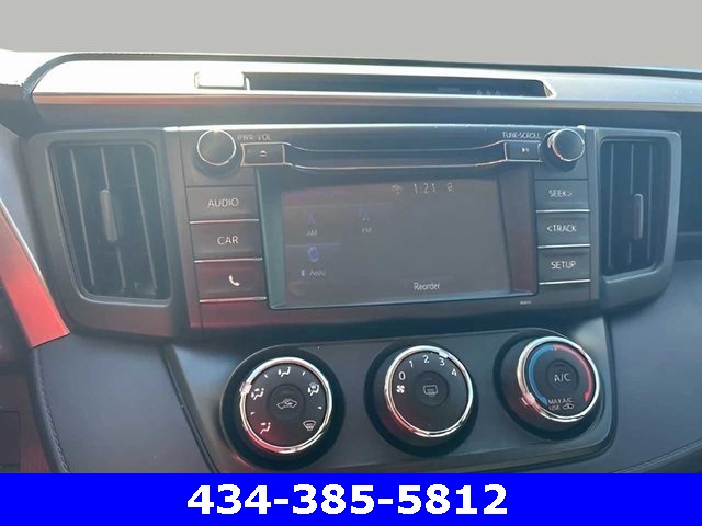 Vehicle image 12 of 16