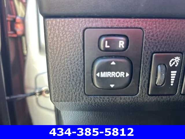 Vehicle image 10 of 16