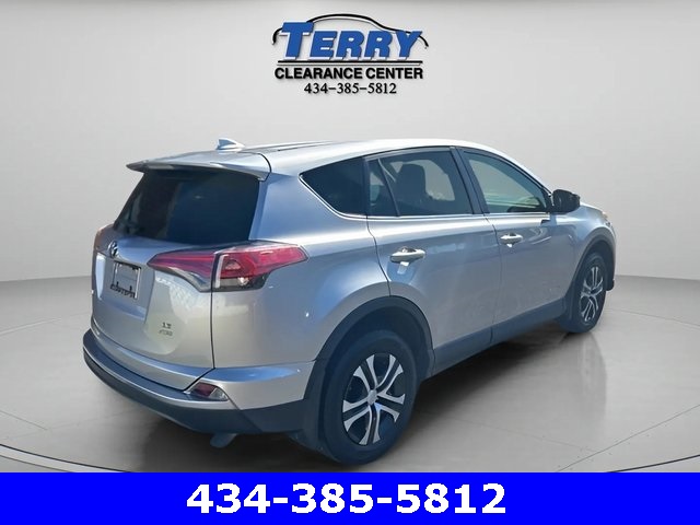 Vehicle image 4 of 16