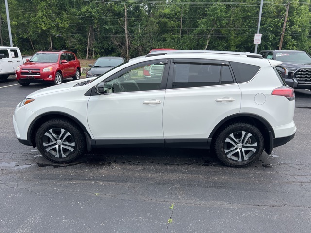 Vehicle image 6 of 11