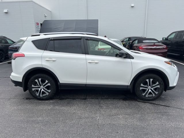 Vehicle image 3 of 11