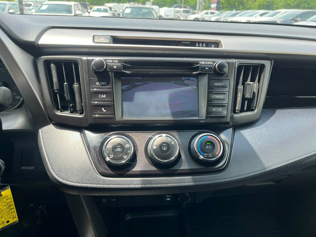 Vehicle image 23 of 23