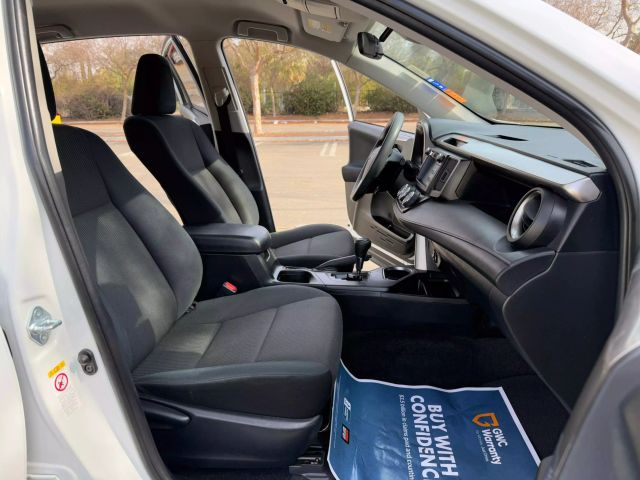 Vehicle image 22 of 31