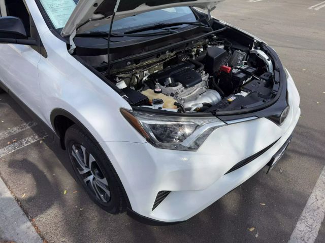 Vehicle image 29 of 31