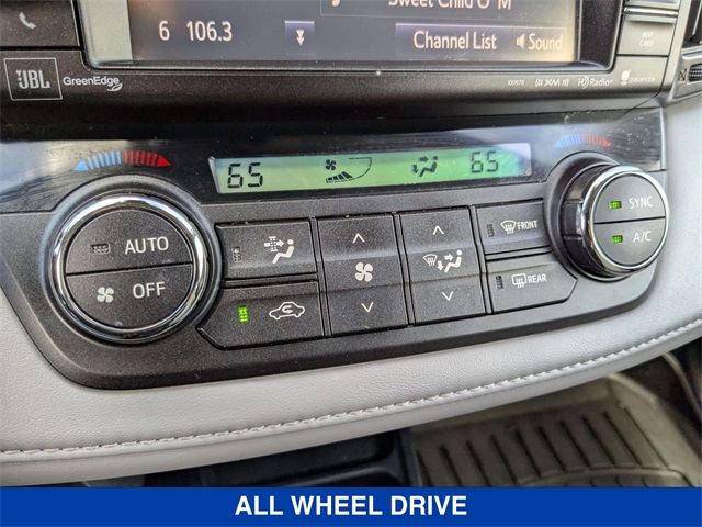 Vehicle image 24 of 35
