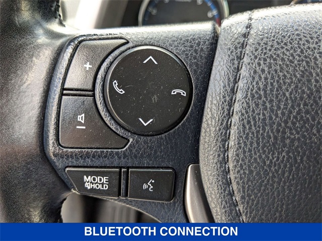 Vehicle image 17 of 35