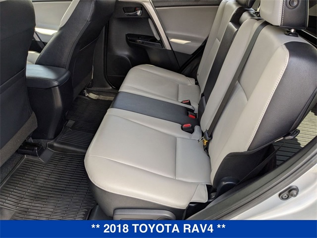 Vehicle image 28 of 35