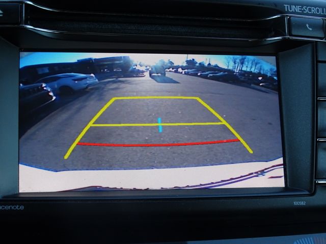 Vehicle image 25 of 45