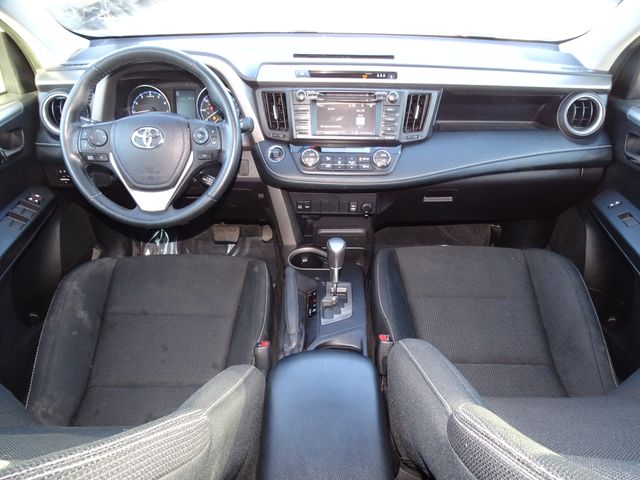 Vehicle image 13 of 45