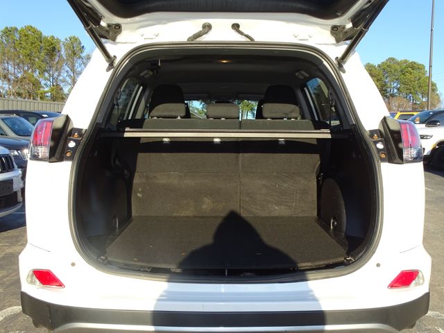 Vehicle image 9 of 45