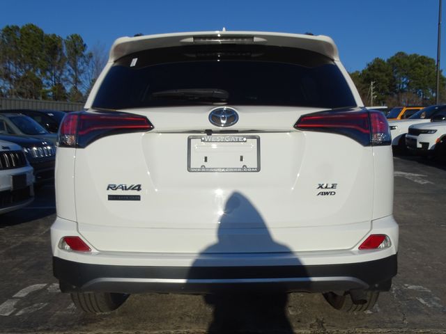 Vehicle image 5 of 45