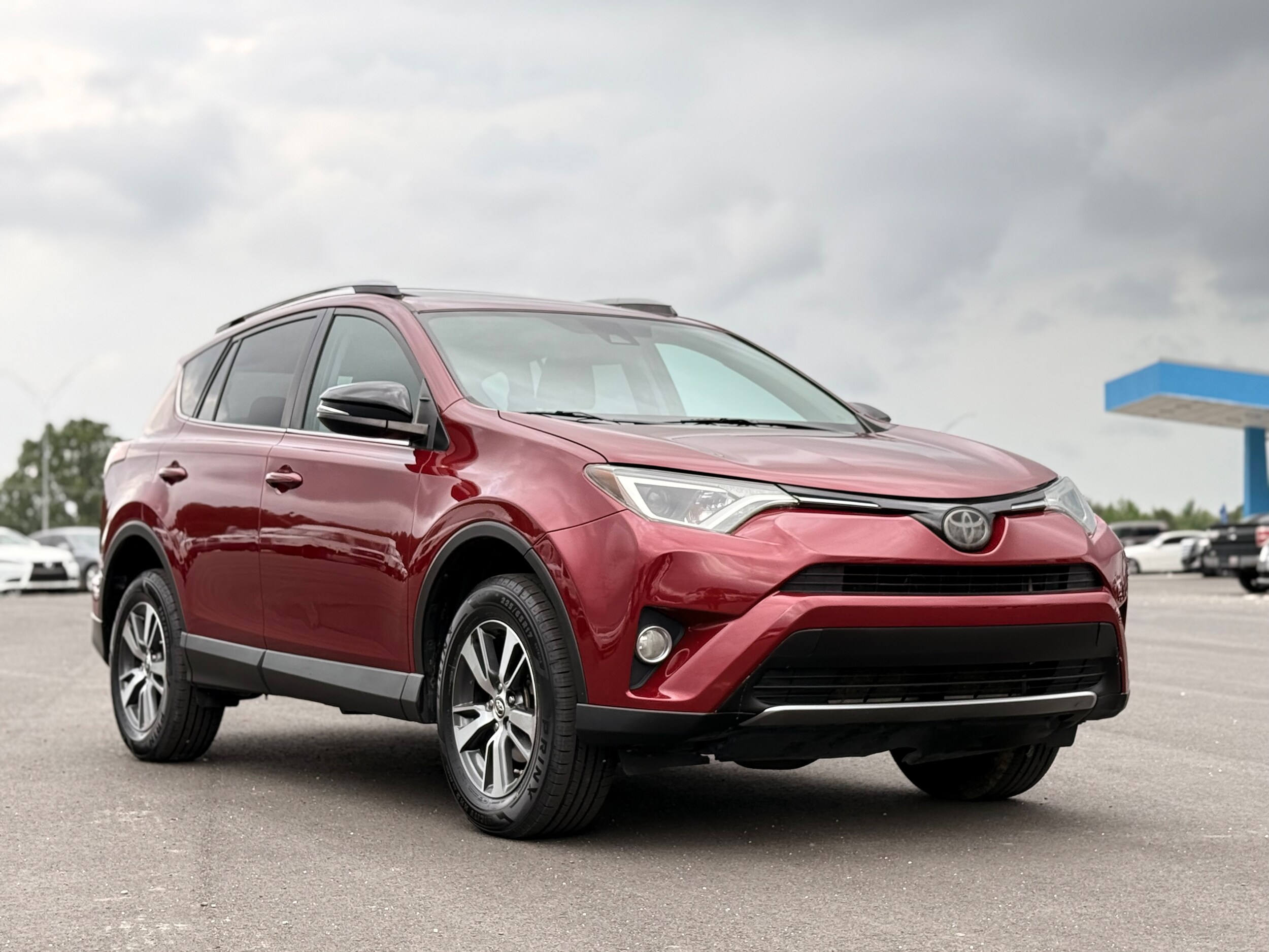Vehicle image 4 of 35