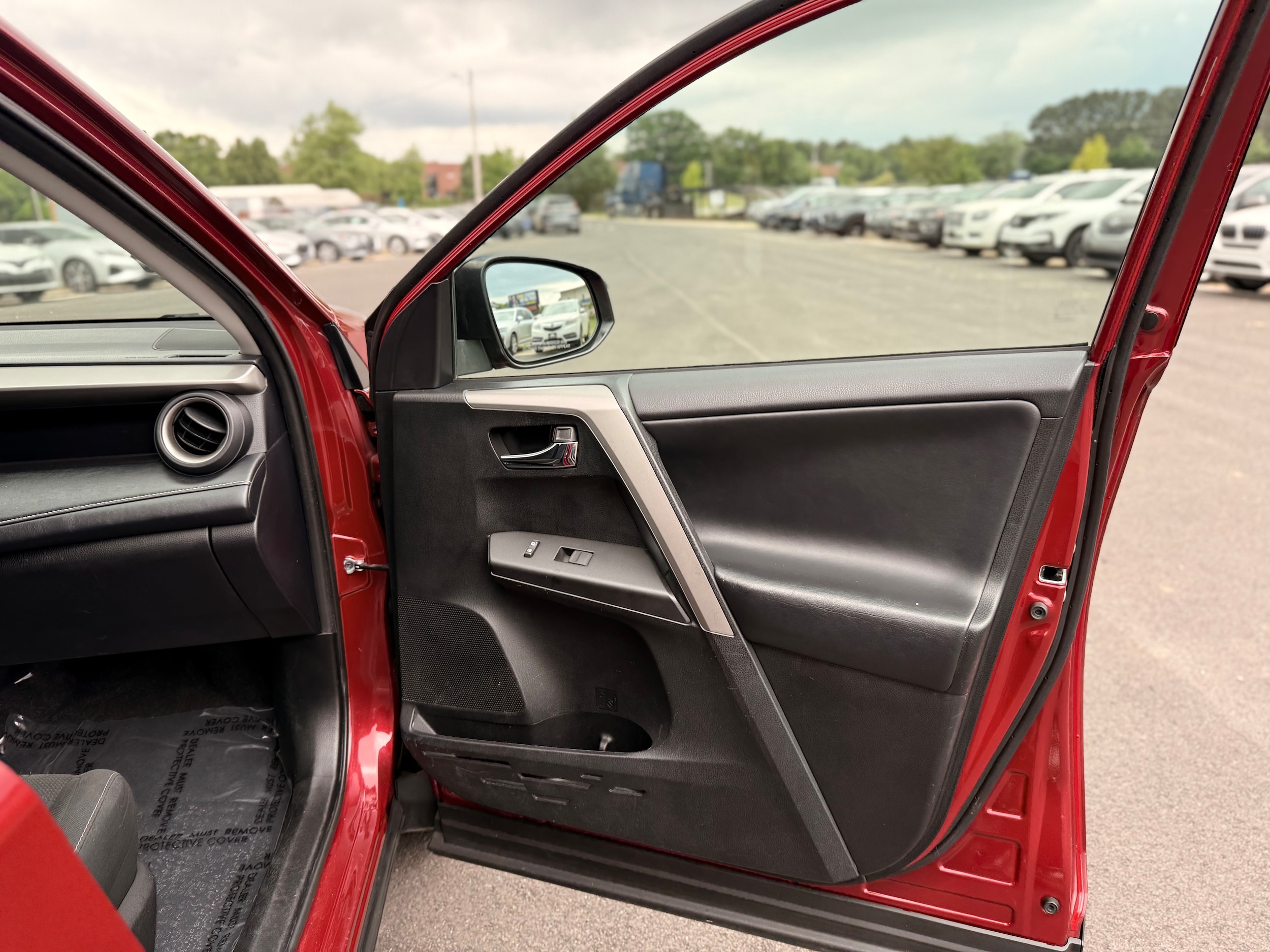 Vehicle image 18 of 35