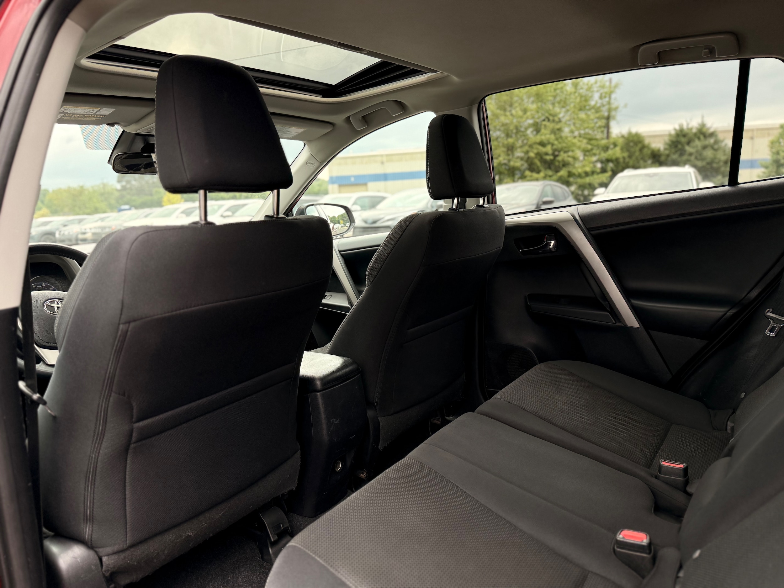 Vehicle image 16 of 35