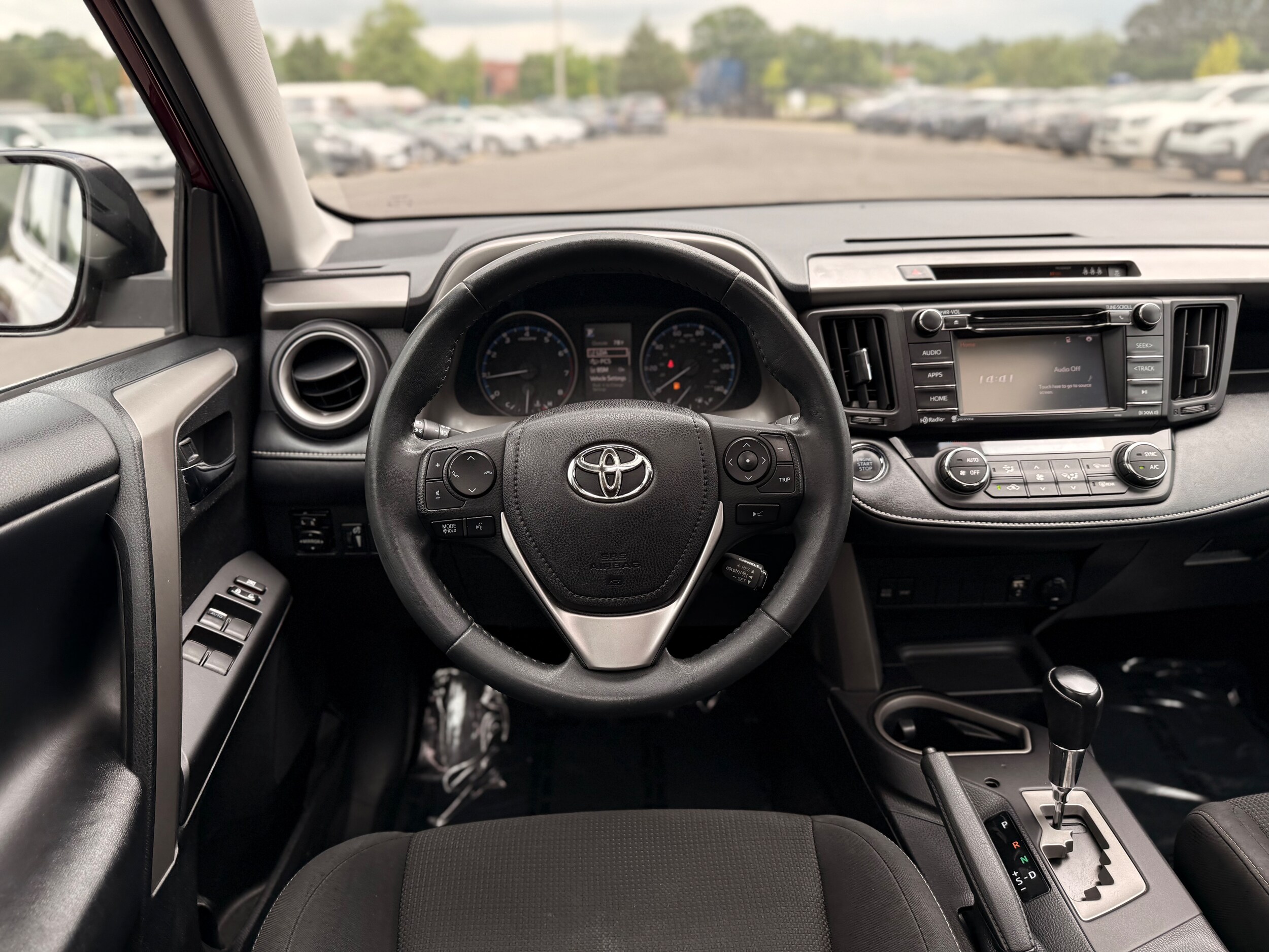 Vehicle image 26 of 35