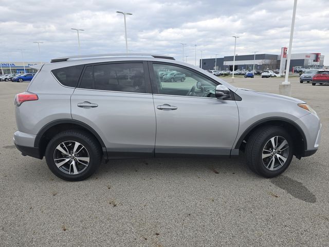 Vehicle image 7 of 34