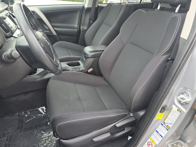 Vehicle image 28 of 34