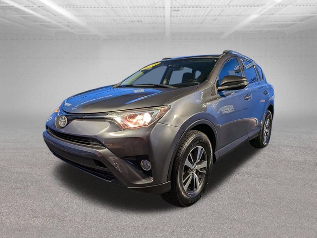 2018 Toyota RAV4 XLE Image 1 of 29