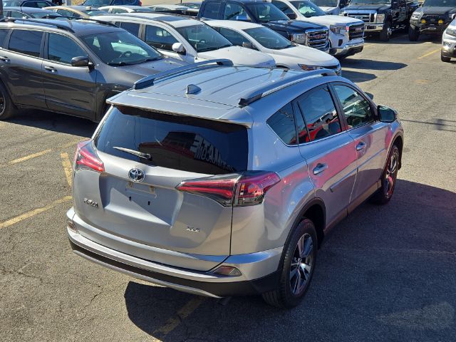 Vehicle image 7 of 27