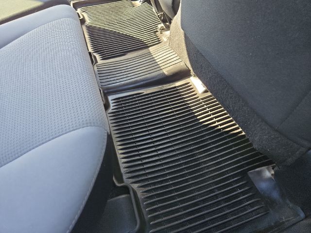 Vehicle image 20 of 27
