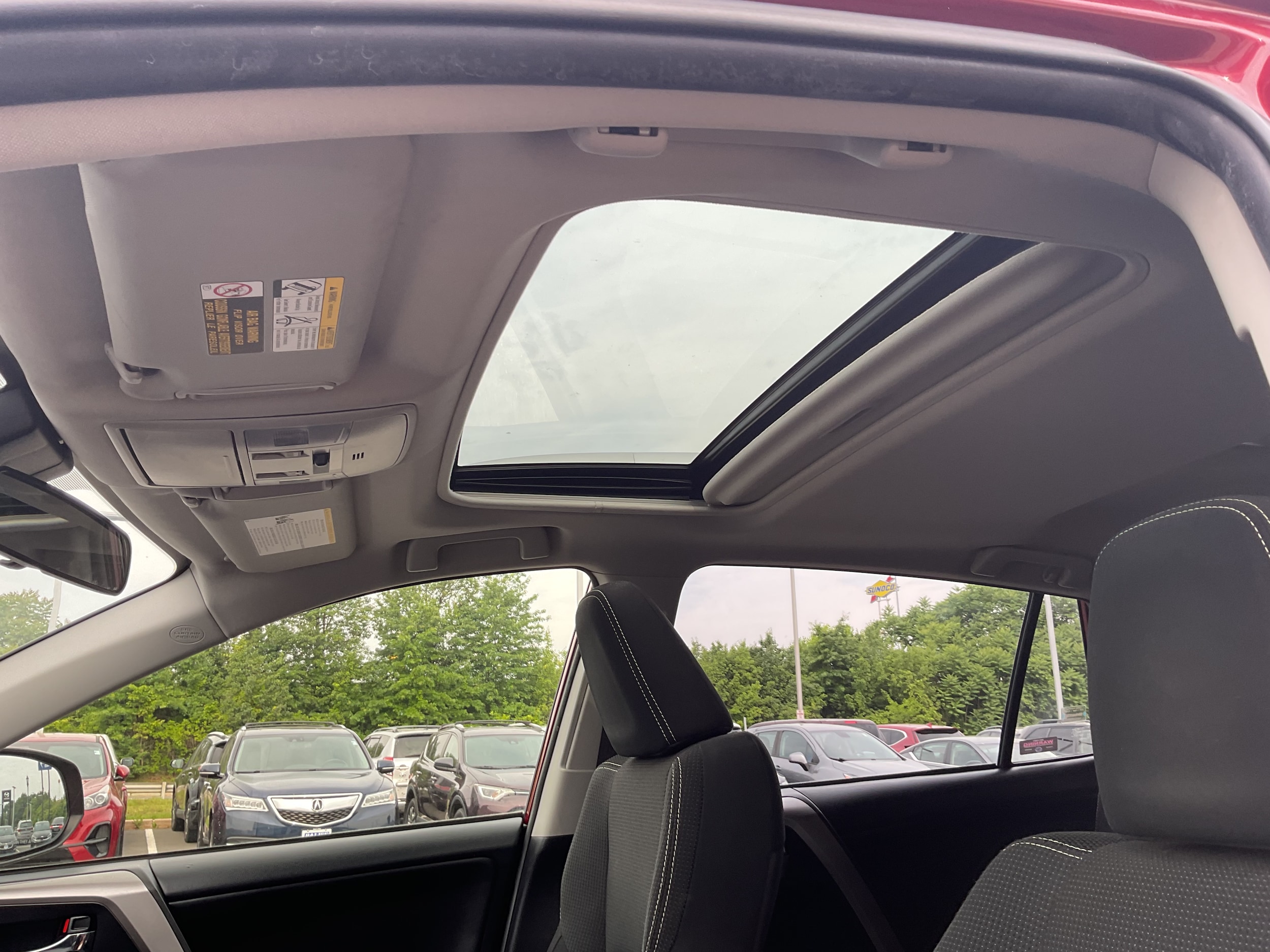 Vehicle image 13 of 18