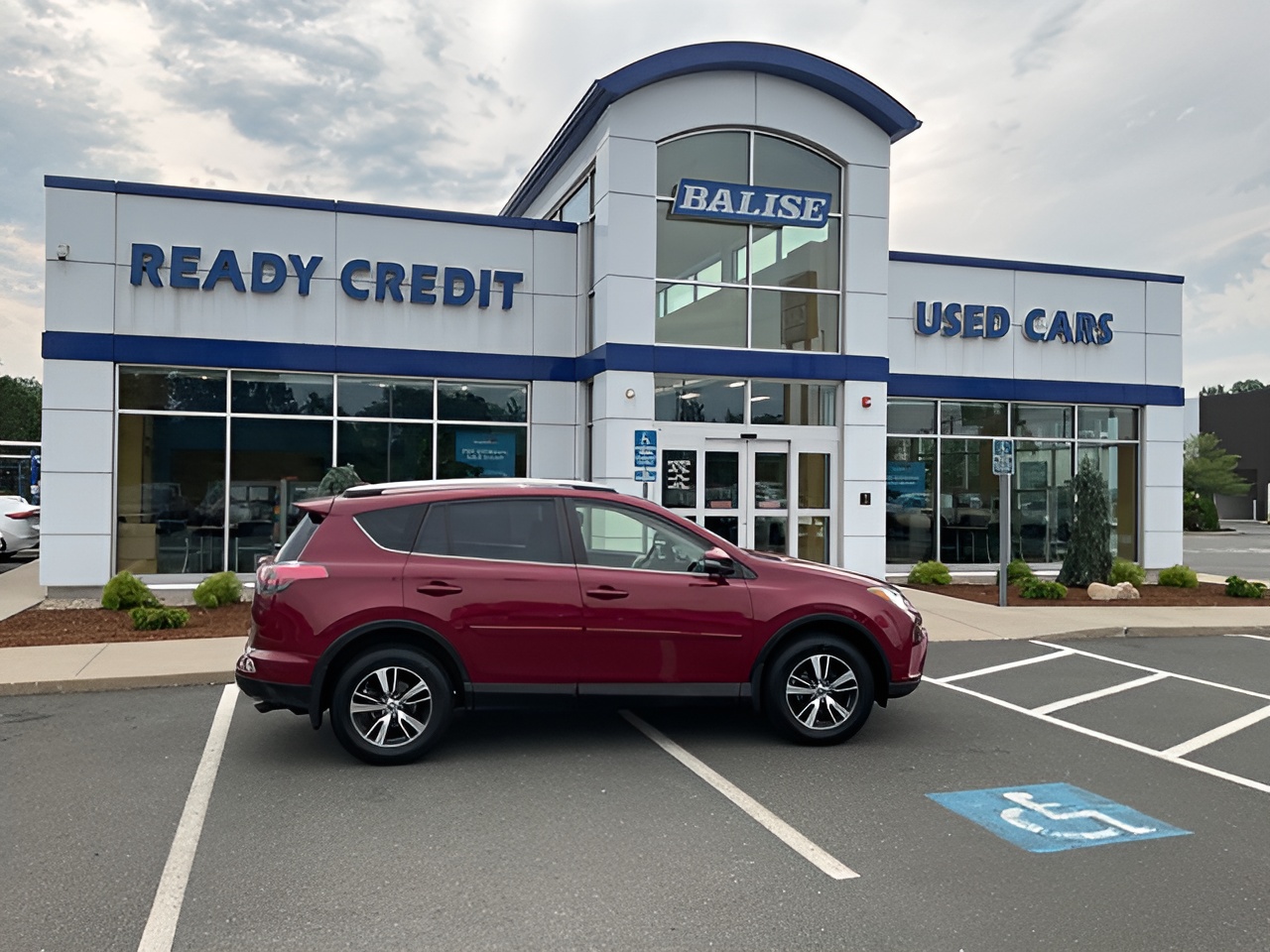 Vehicle image 16 of 18