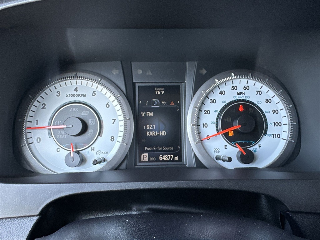 Vehicle image 26 of 37