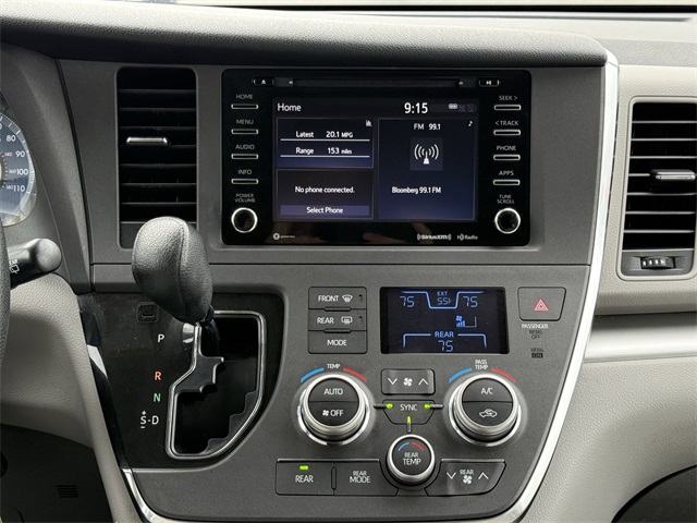 Vehicle image 16 of 24
