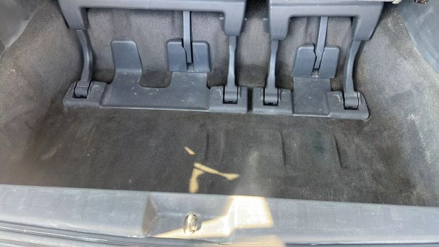 Vehicle image 9 of 23