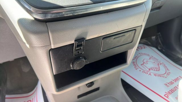 Vehicle image 21 of 23
