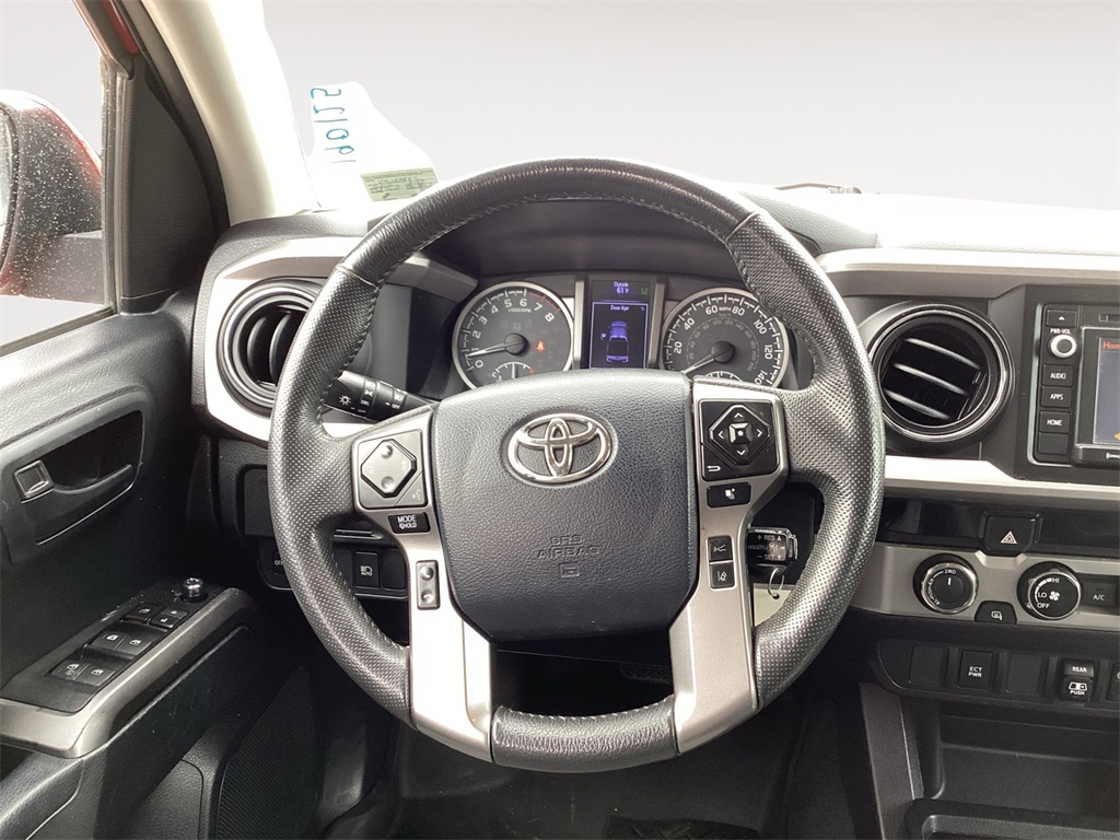 Vehicle image 12 of 22