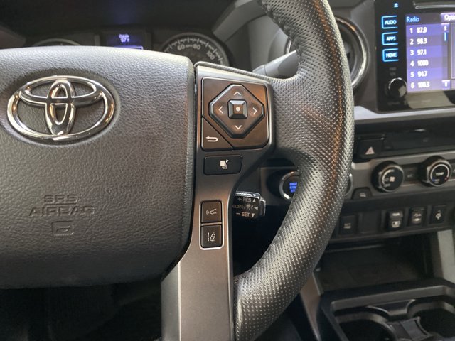 Vehicle image 15 of 28
