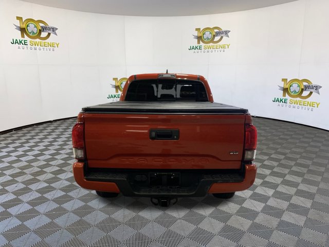 Vehicle image 5 of 28