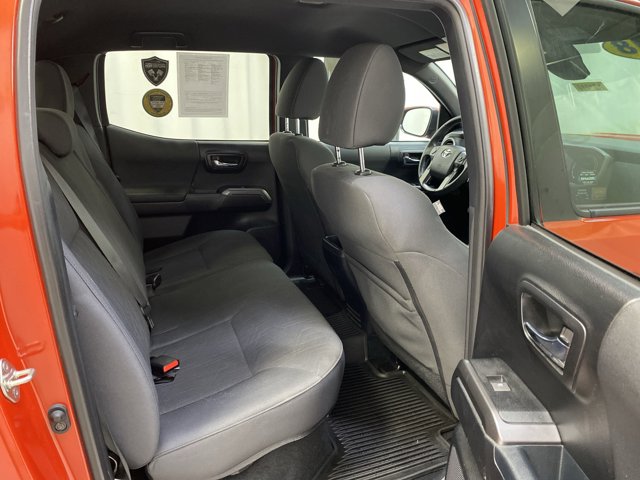 Vehicle image 23 of 28