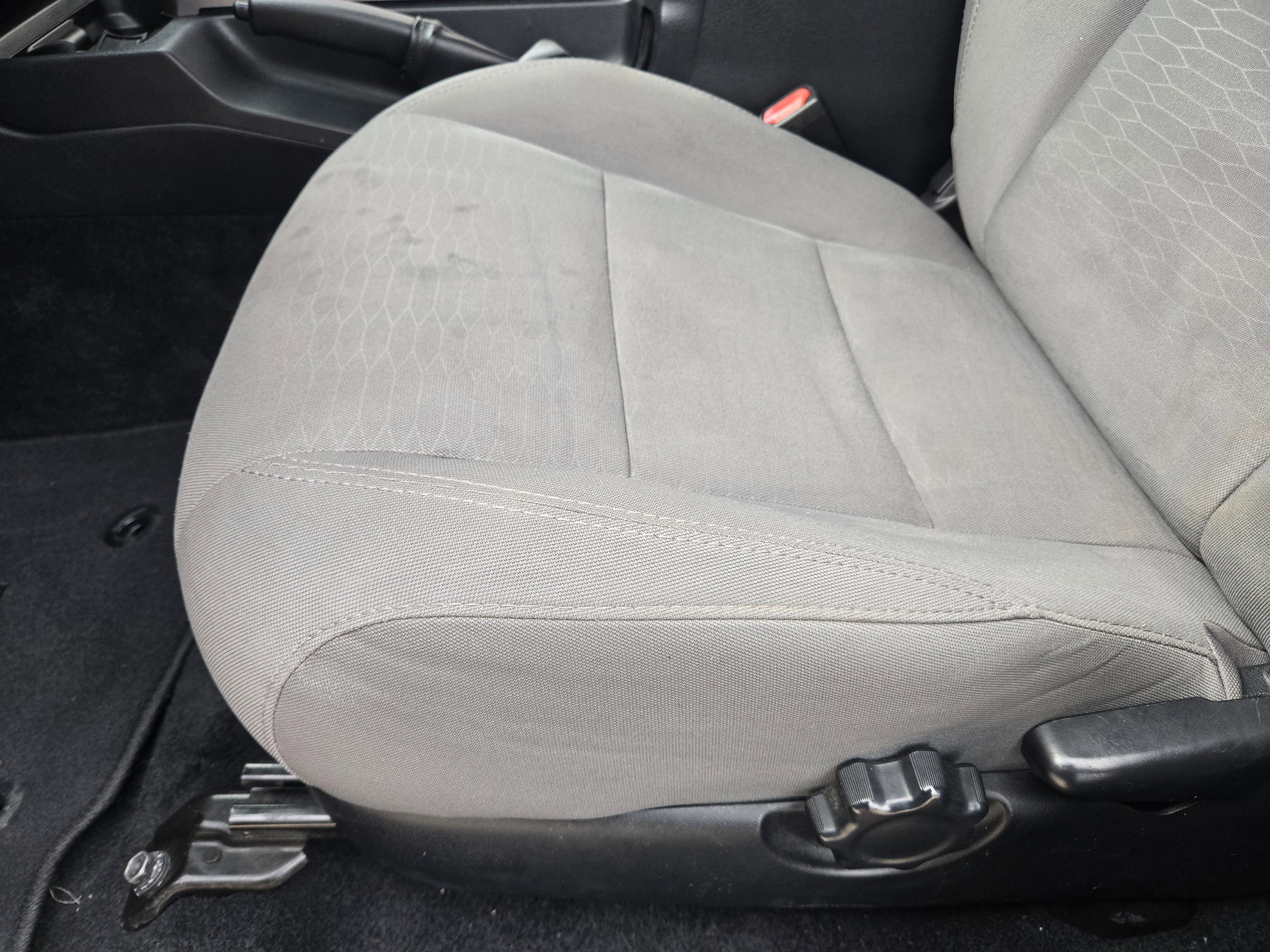 Vehicle image 22 of 30
