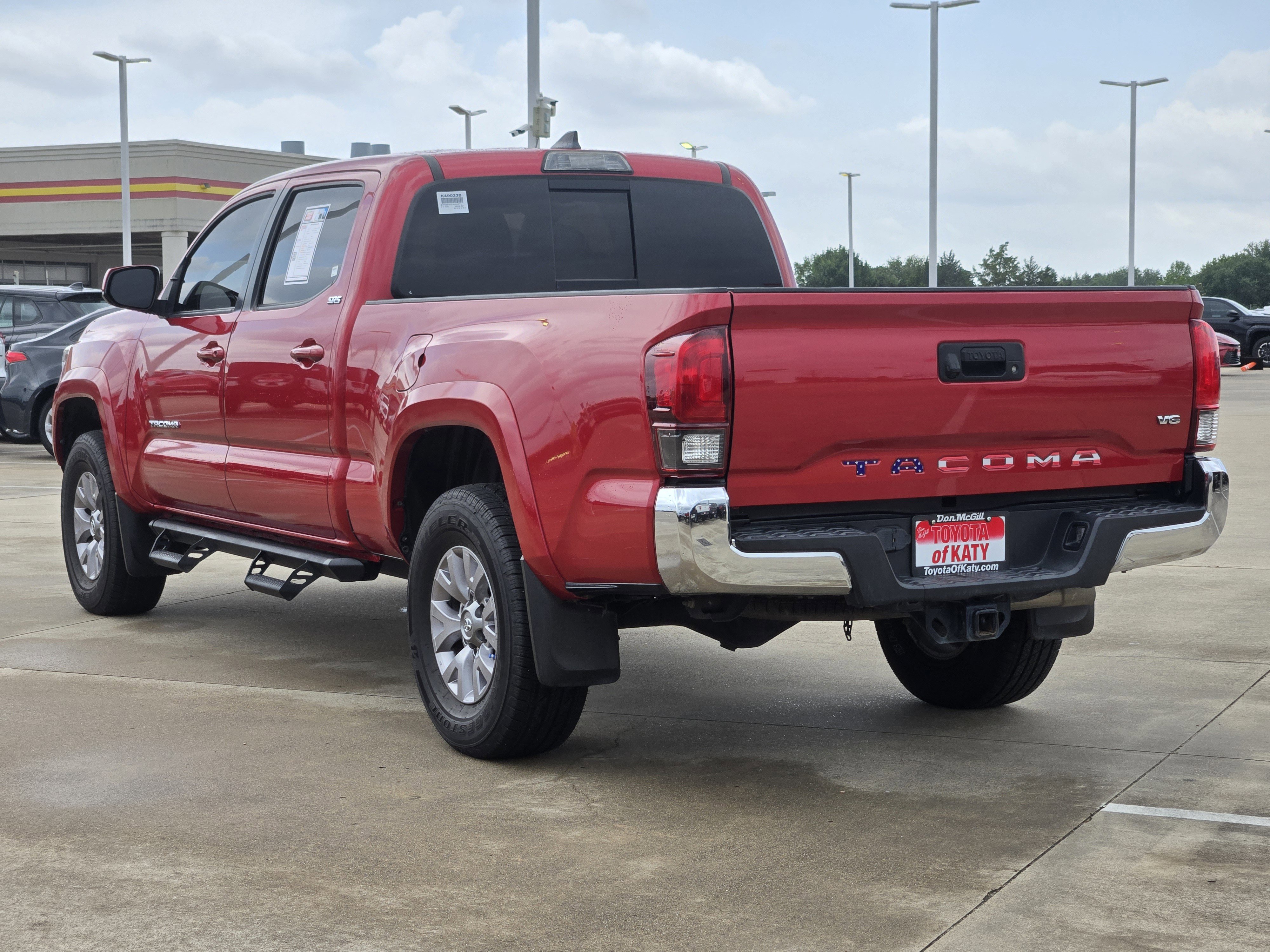 Vehicle image 6 of 30