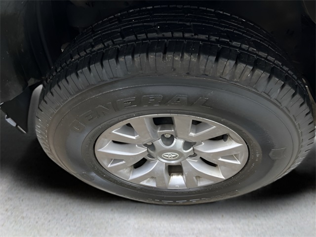 Vehicle image 26 of 27