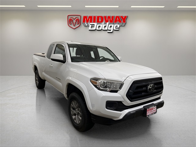 Vehicle image 3 of 27