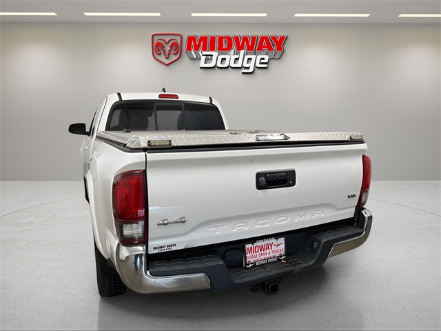 Vehicle image 5 of 27