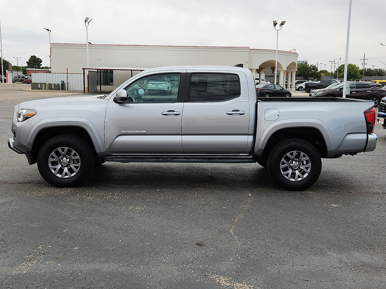 Vehicle image 5 of 16