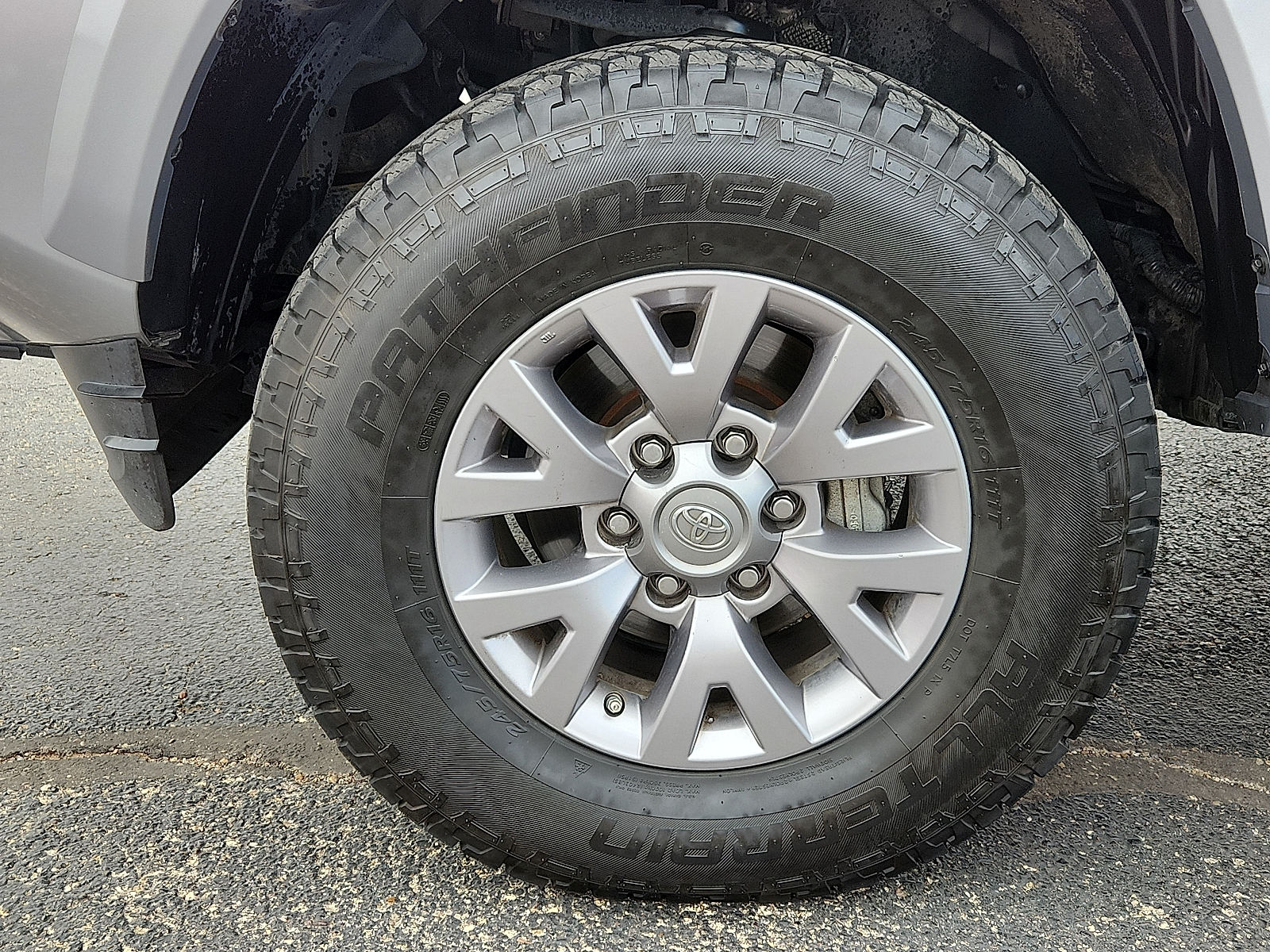 Vehicle image 6 of 16
