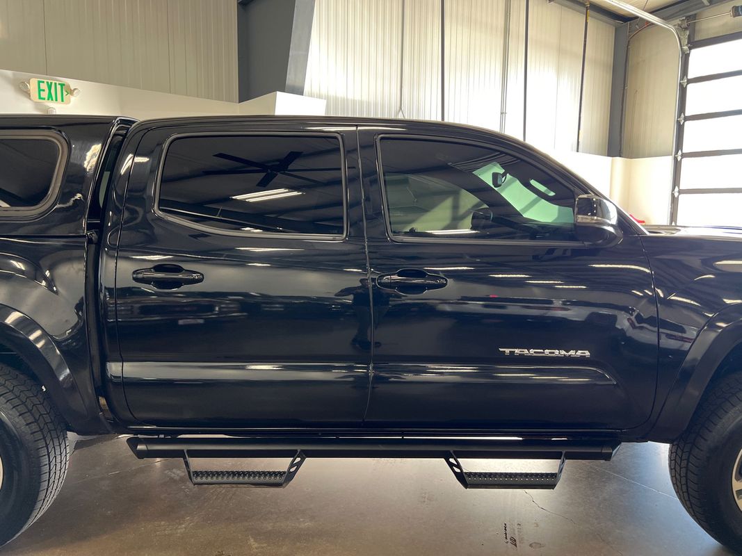 Vehicle image 11 of 113
