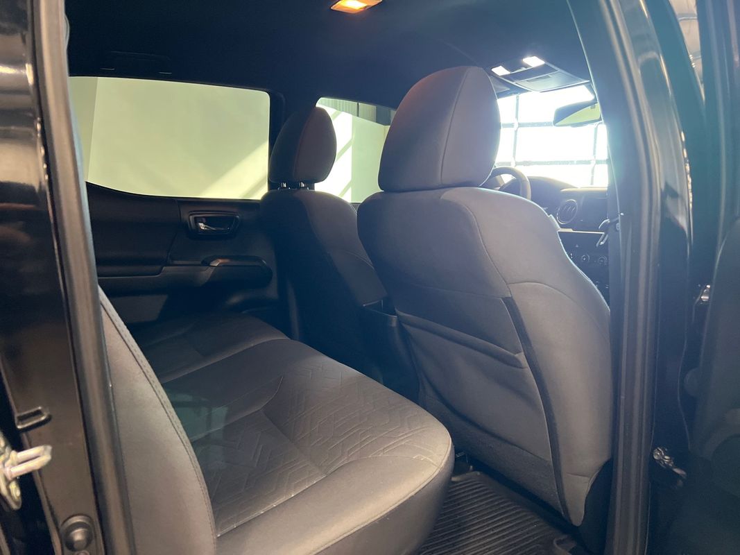 Vehicle image 105 of 113