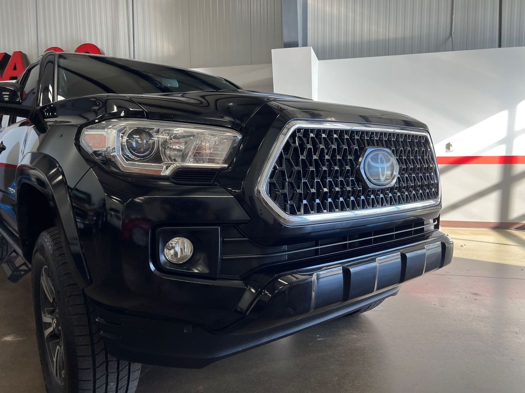 Vehicle image 57 of 113
