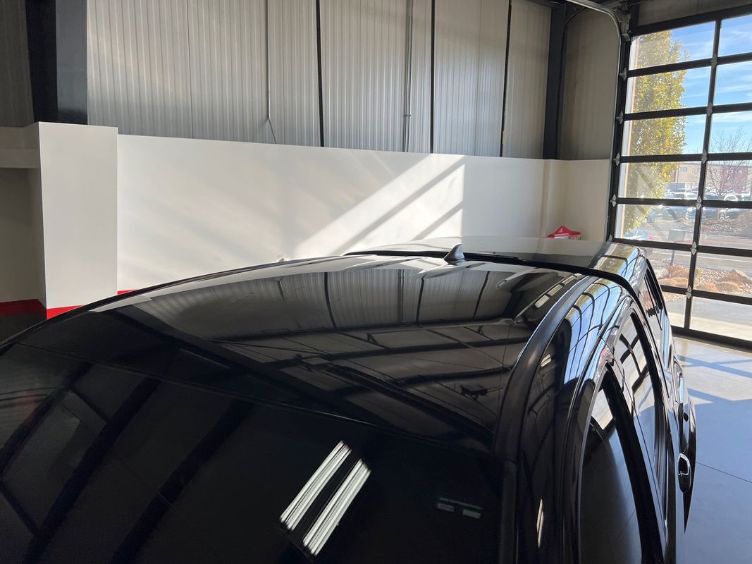 Vehicle image 37 of 113