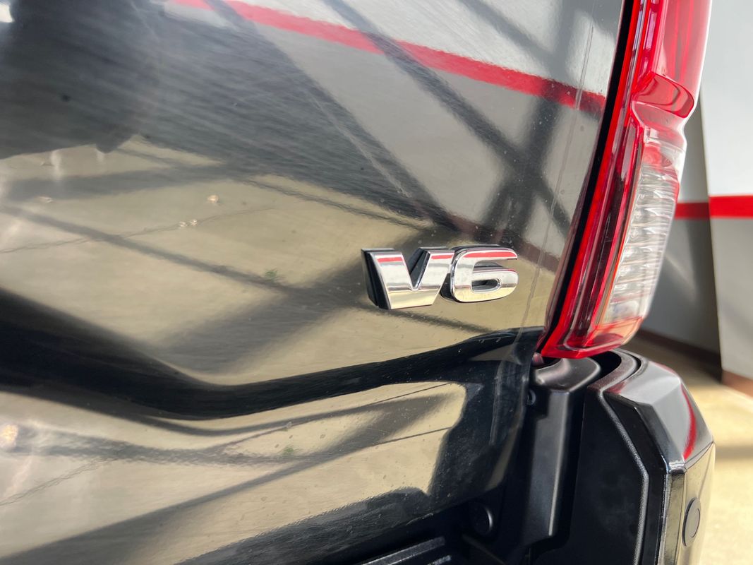 Vehicle image 45 of 113