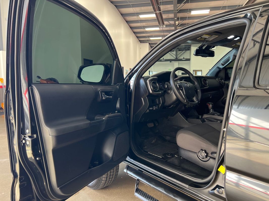 Vehicle image 72 of 113