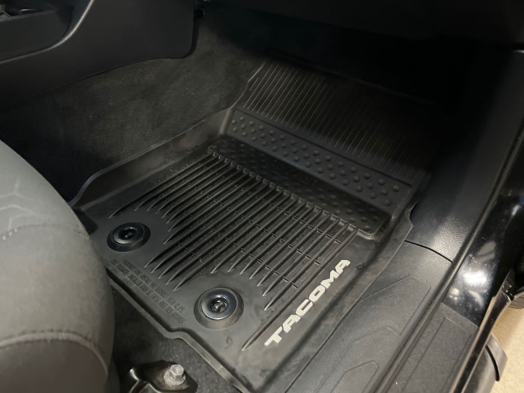 Vehicle image 97 of 113